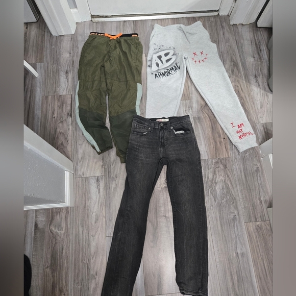 Boy's Size Large Clothes Lot Varying Brands Levis, Gap, Athletic Works - Picture 7 of 12